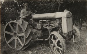 Premier tracteur - Russian Photographer